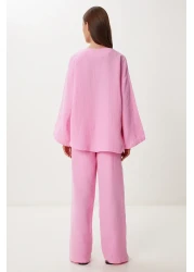 Happiness İstanbul طقم نسائي من الموسلين بتفاصيل ربط باللون الوردي BV00171