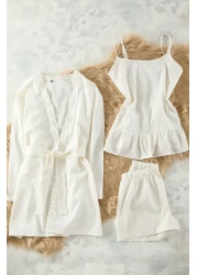  Collection طقم بيجامة منسوج مكون من 3 قطع من القطن بنسبة 100% مع كشكشة وشورت إكسسوارات مخططة THMSS25PT00054