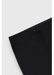 AC&Co / Altınyıldız Classics بنطال كلاسيكي للرجال ذو قصة عادية باللون الأسود وجيب جانبي مريح