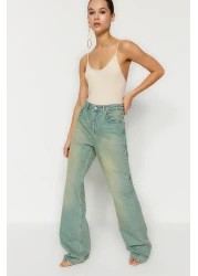  Collection جينز أزرق عتيق ذو تأثير شاحب عالي الخصر وواسع الساق TWOSS23JE00166