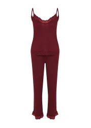  Collection طقم بيجامة محبوكة من الفيسكوز - دانتيل بورجوندي وتفاصيل شريطية، حزام حبل THMSS20PT0134