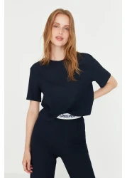  Collection طقم بيجامة مضلع - أزرق داكن، تي شيرت وبنطلون مطبوع عليه شعار THMSS21PT1016