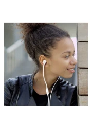 جي بي إل تيون 110 سماعات رأس سلكية داخل الأذن بصوت باس عميق، قوي، ونقي - أبيض