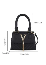 حقيبة رسول أنيقة وعصرية قطعة واحدة ، حقيبة رسول عصرية ، شرابة بحرف ، حقيبة كتف مربعة صغيرة عصرية ، مصنوعة من ما