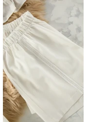  Collection طقم بيجامة منسوج مكون من 3 قطع من القطن بنسبة 100% مع كشكشة وشورت إكسسوارات مخططة THMSS25PT00054