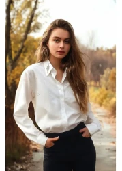  Collection قميص منسوج إكرو بتفاصيل حجرية - مقاس عادي TWOSS24GO00069